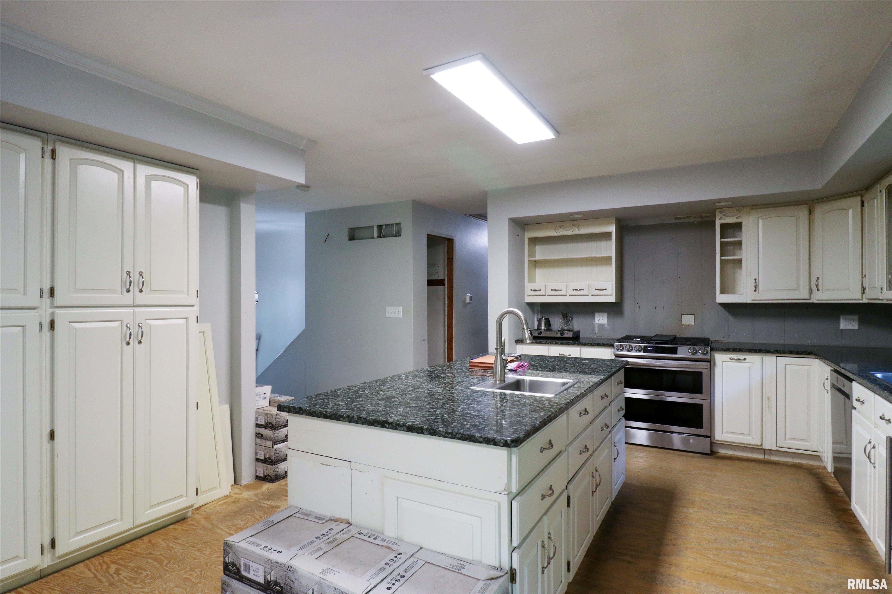 1541 Hickory Point Road Metamora, IL 61548 - Photo 20 of 28