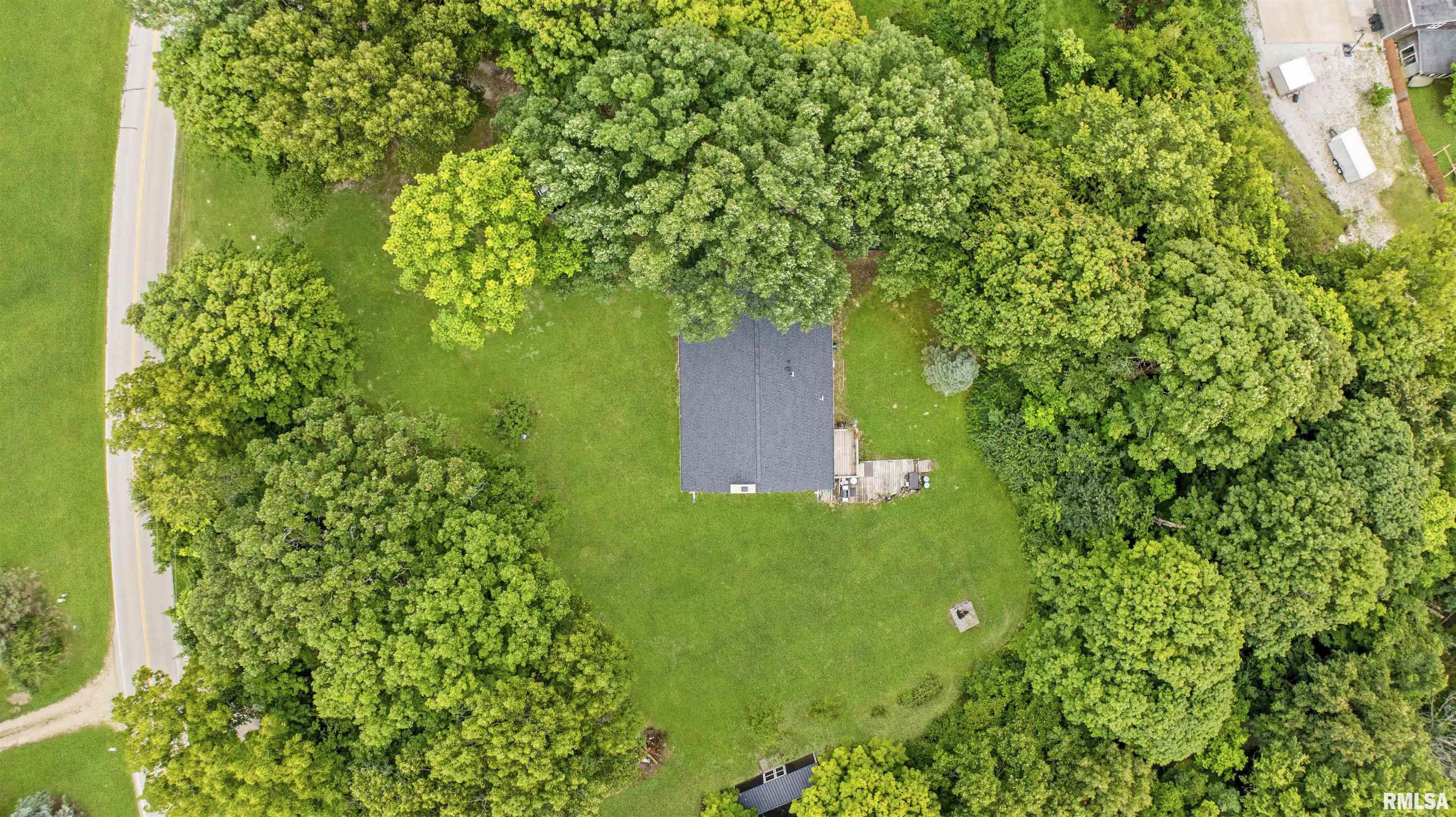 1541 Hickory Point Road Metamora, IL 61548 - Photo 10 of 28