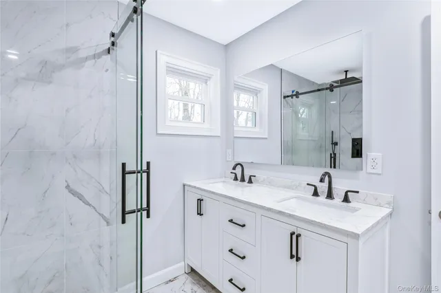 $899,000 | 19 Stuyvesant Circle East, East Setauket, NY 11733