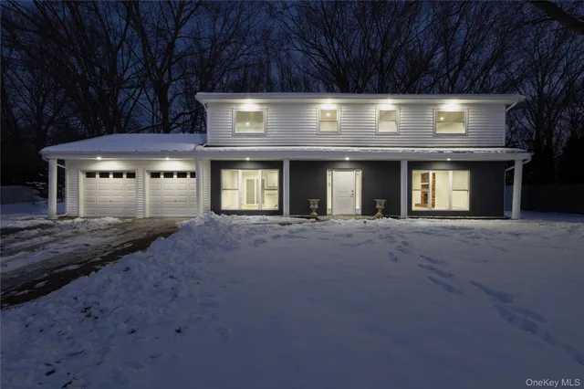 $899,000 | 19 Stuyvesant Circle East, East Setauket, NY 11733