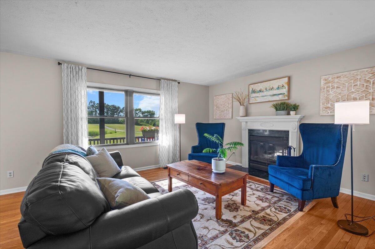 16005 Sheridan Road Clinton, MI 49236 - Photo 4 of 55 24-INTERIOR 02