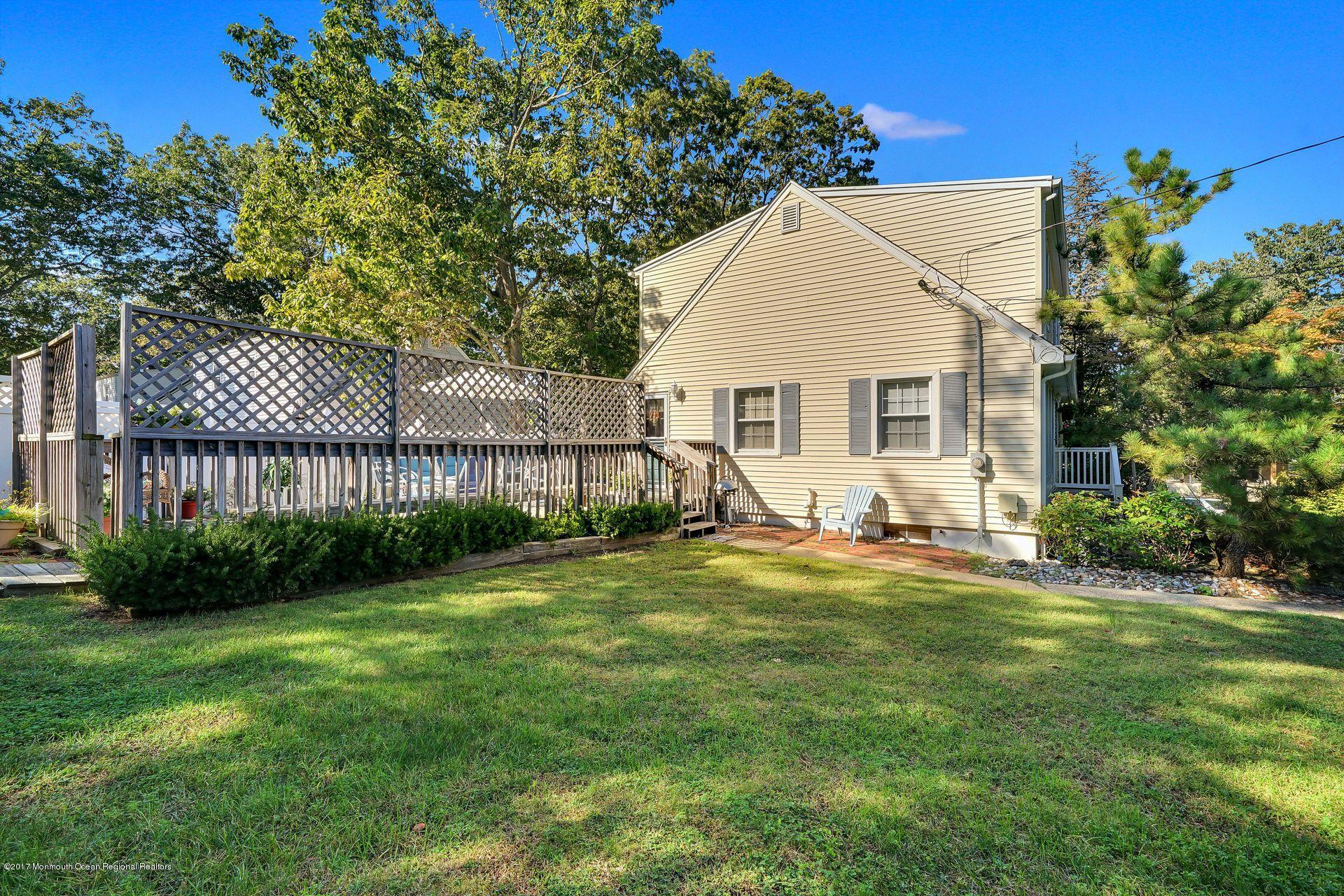 300 Wilson Road Neptune Township, NJ 07753 - Photo 18 of 18 37