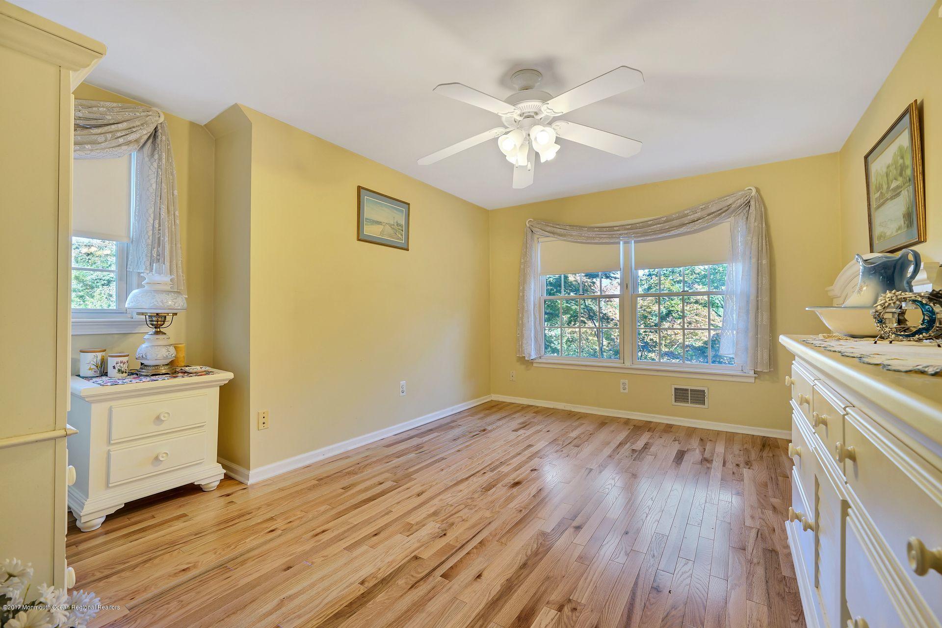 300 Wilson Road Neptune Township, NJ 07753 - Photo 10 of 18 31