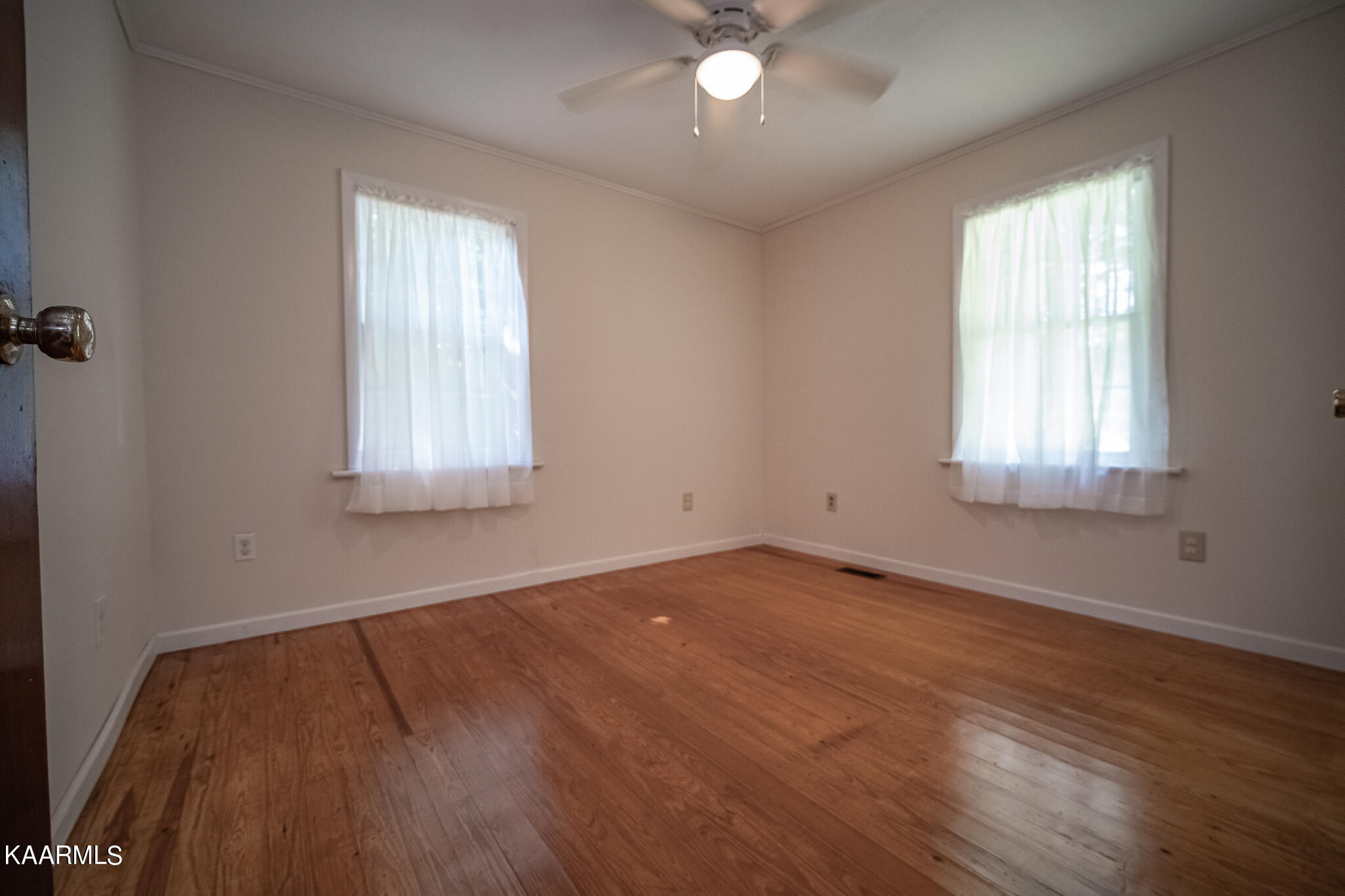 825 Lester Road Knoxville, TN 37920 - Photo 11 of 24 BED
