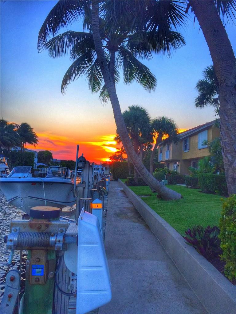 958 Jeffery Street Boca Raton, FL 33487 - Photo 23 of 23 Side canal