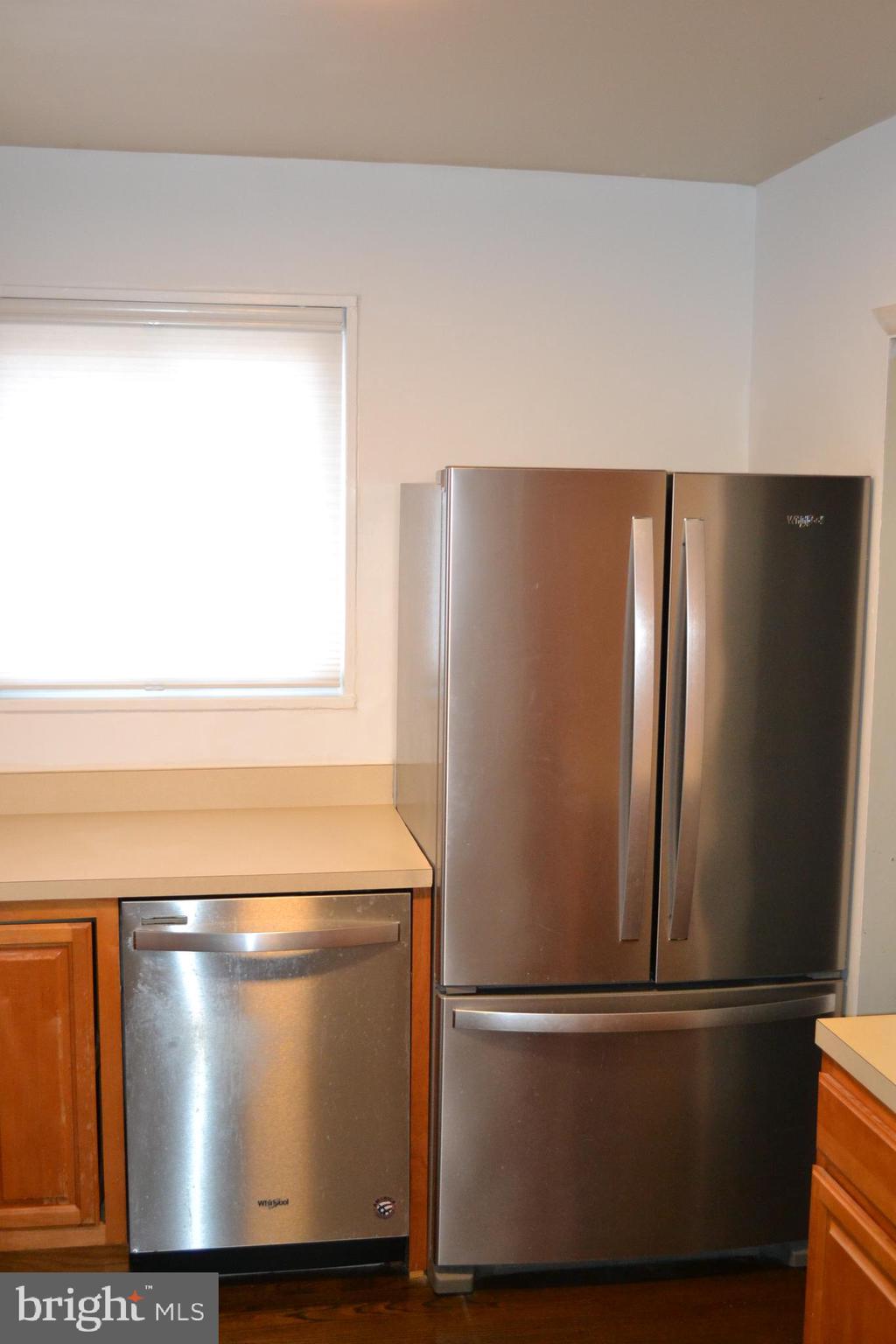 6801 Adelphi Road University Park, MD 20782 - Photo 24 of 30 Kitchen