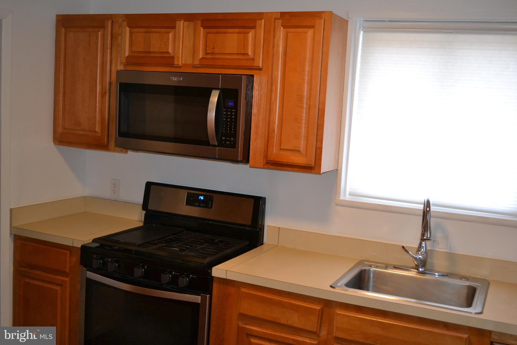 6801 Adelphi Road University Park, MD 20782 - Photo 27 of 30 Kitchen