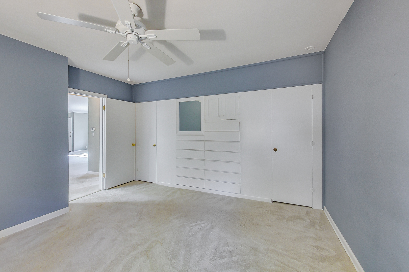 220 South Rose Avenue Park Ridge, IL 60068 - Photo 13 of 25 a view of an empty room