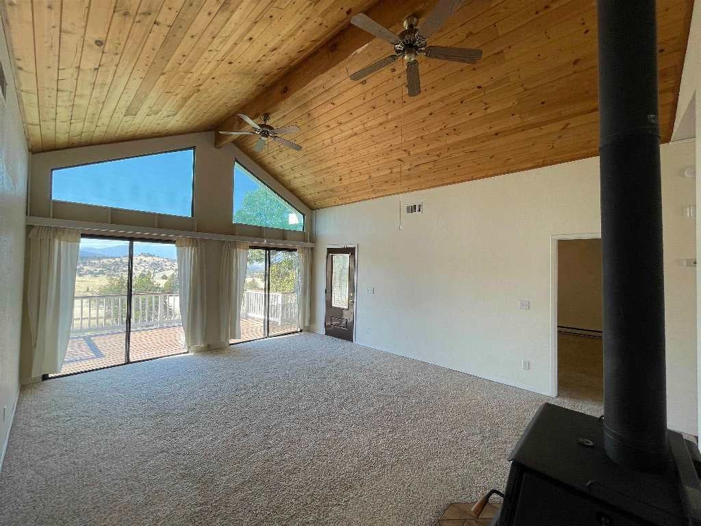 10905 Omega Road Montague, CA 96064 - Photo 9 of 33 Gallery Image 9