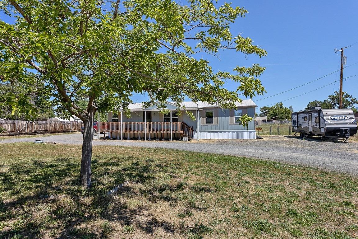 6424 Truax Road Central Point, OR 97502 - Photo 2 of 32 Additional Photo