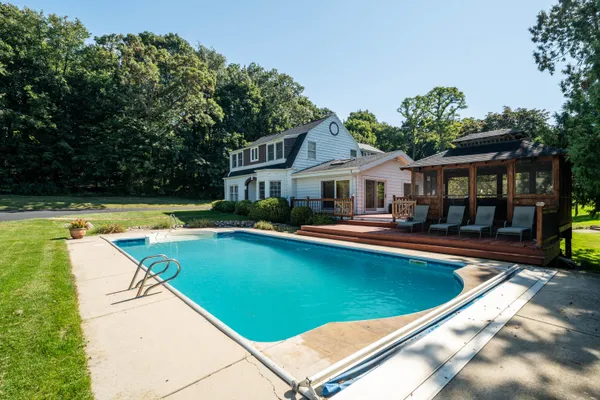 $649,900 | 3441 South Shore Drive, Delavan, WI 53115