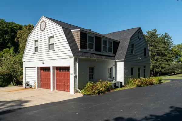 $649,900 | 3441 South Shore Drive, Delavan, WI 53115