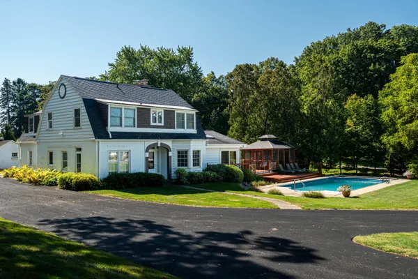 $649,900 | 3441 South Shore Drive, Delavan, WI 53115