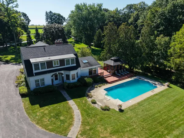 $649,900 | 3441 South Shore Drive, Delavan, WI 53115