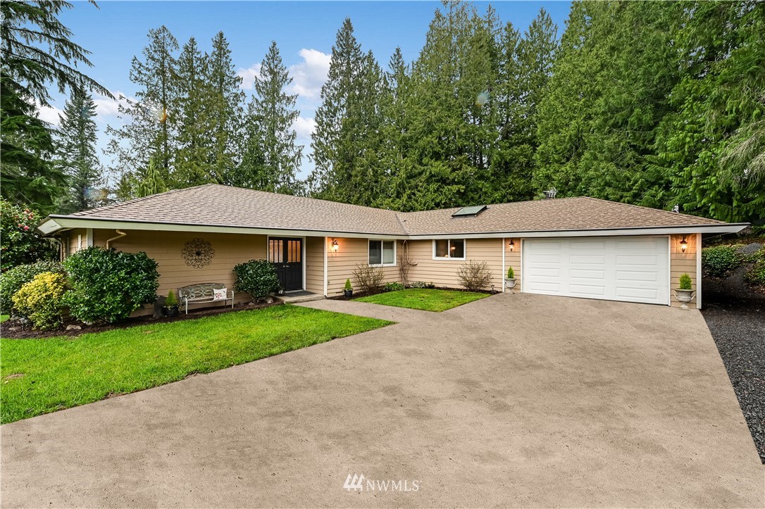 19607 Northeast Redmond Road Redmond, WA 98053 - Photo 1 of 25 Gallery Image 1