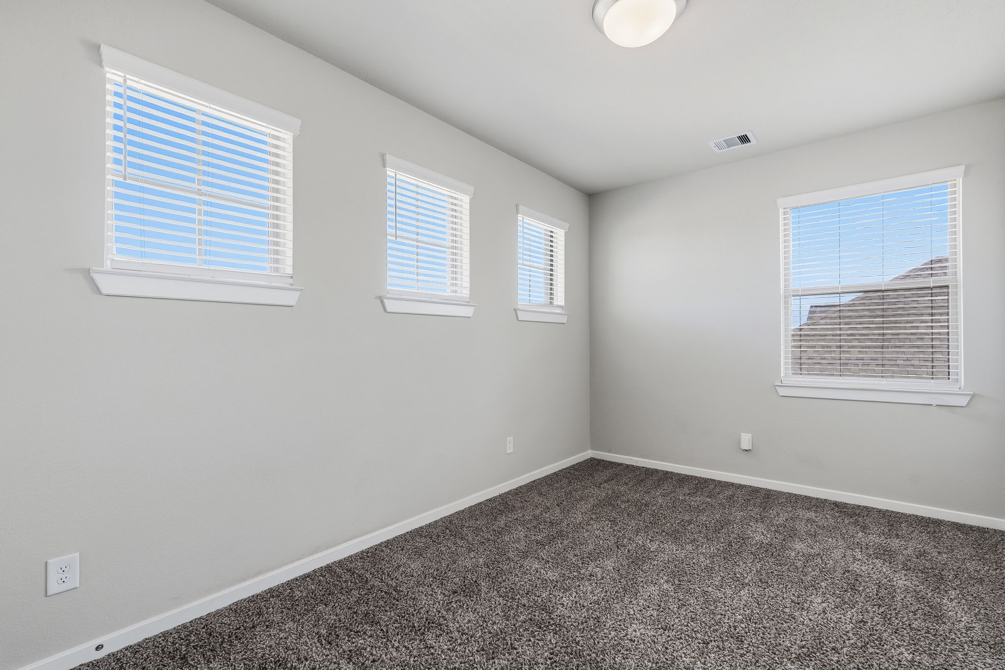 4510 Peloton Road Manvel, TX 77583 - Photo 22 of 29 Third Bedroom