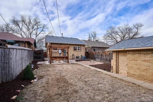 $985,000 | 554 South Clarkson Street, Denver, CO 80209