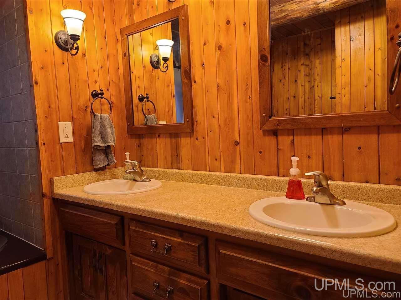 6408 K 5 Escanaba, MI 49829 - Photo 21 of 48
