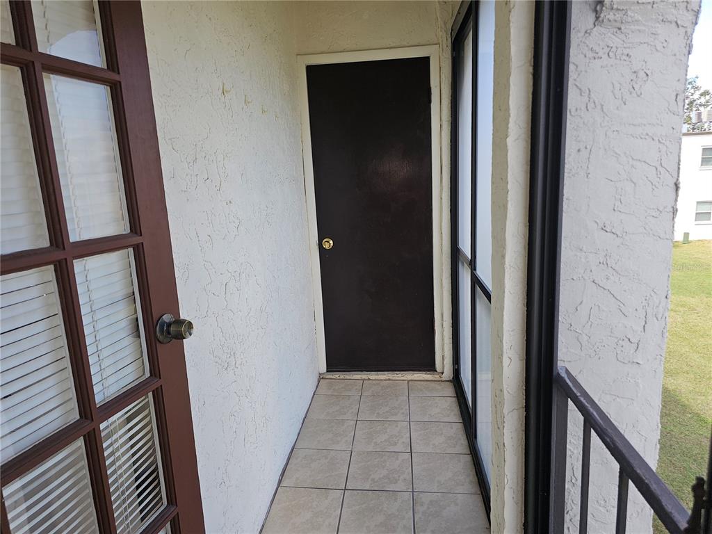 7701 Starkey Road, Unit 102 Seminole, FL 33777 - Photo 14 of 24 a view of walk in closet