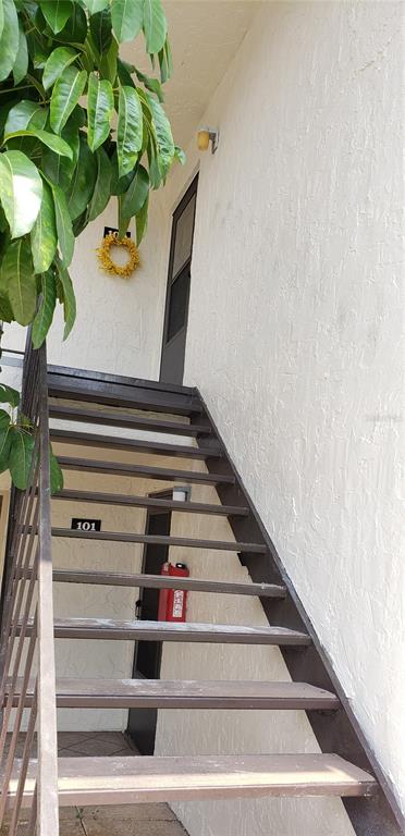 7701 Starkey Road, Unit 102 Seminole, FL 33777 - Photo 20 of 24 a view of entryway