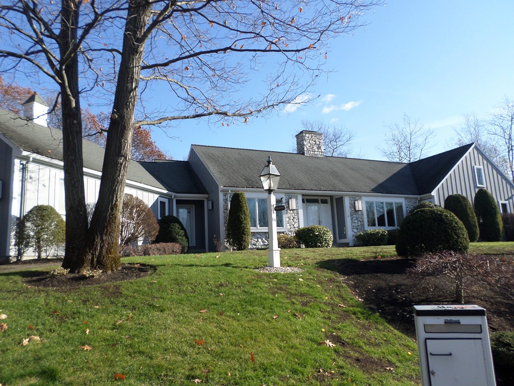 14 Stafford Road Lynnfield, MA 01940 - Photo 1 of 25 Gallery Image 1