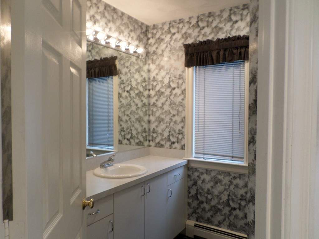 14 Stafford Road Lynnfield, MA 01940 - Photo 18 of 25 Gallery Image 18