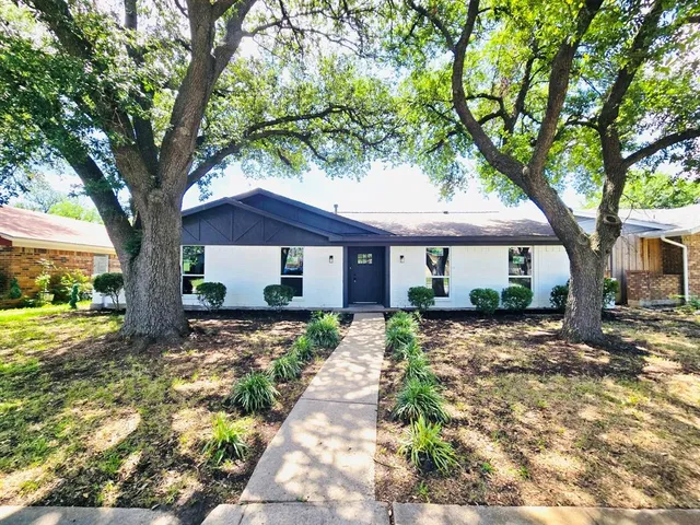 $2,500 | 526 Doral Place, Garland, TX 75043