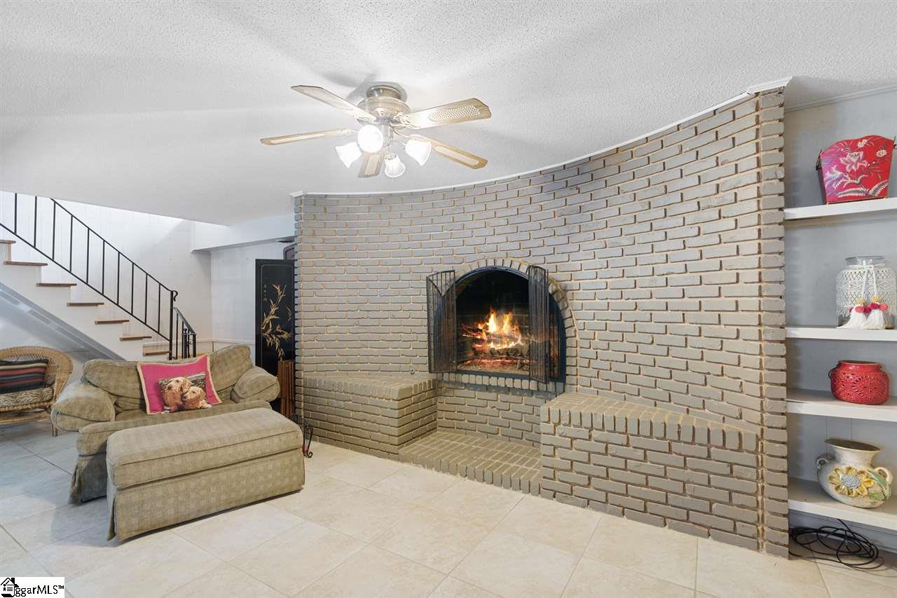 18 Shallowford Road Greenville, SC 29607 - Photo 18 of 28 Gallery Image 18