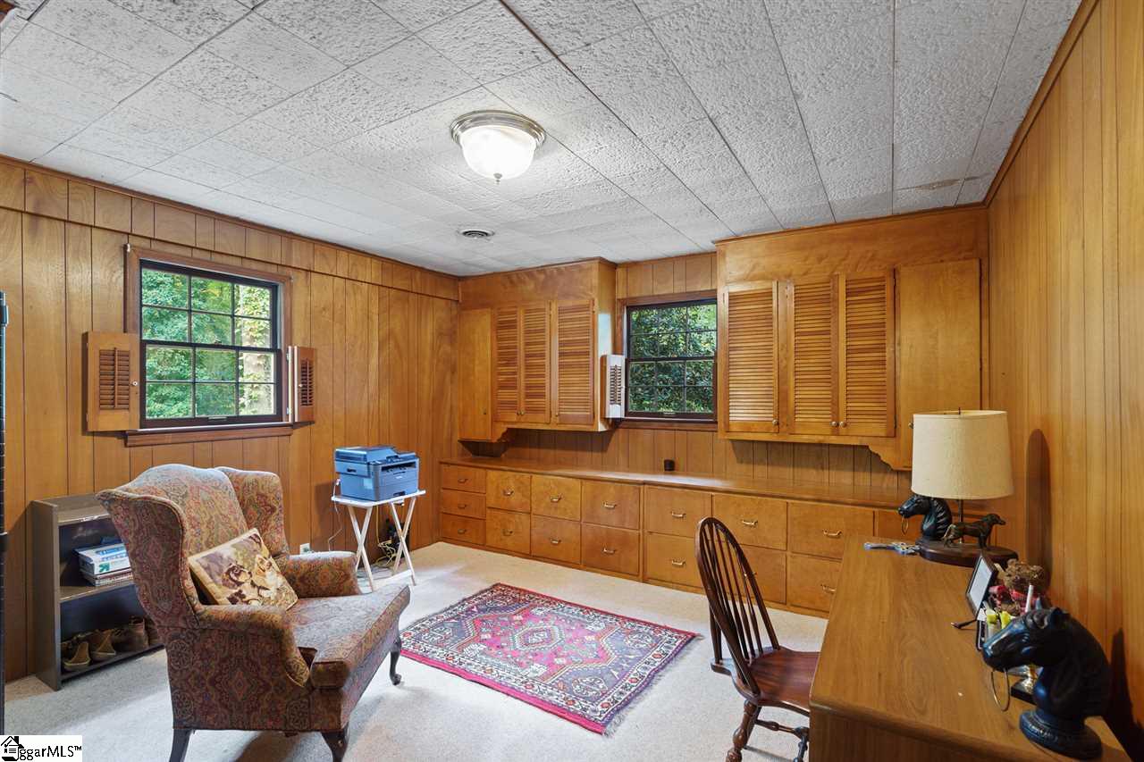 18 Shallowford Road Greenville, SC 29607 - Photo 22 of 28 Gallery Image 22