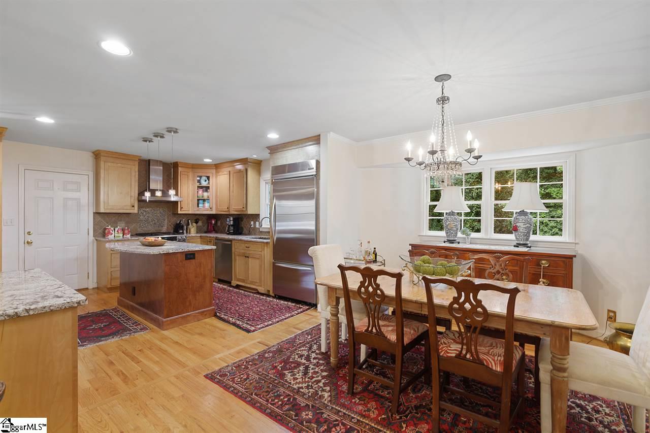 18 Shallowford Road Greenville, SC 29607 - Photo 8 of 28 Gallery Image 8