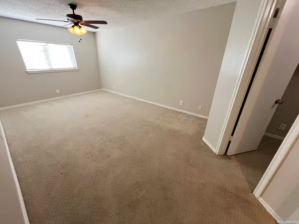 $1,395 | 6210 Aragon Village, San Antonio, TX 78250