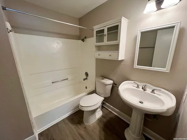 $1,395 | 6210 Aragon Village, San Antonio, TX 78250