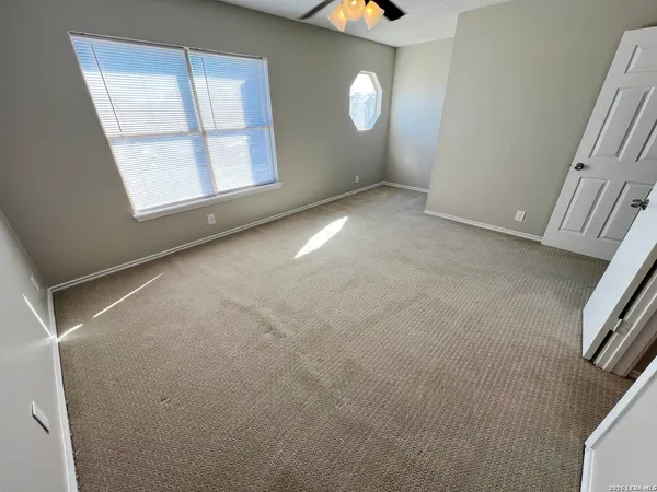 $1,395 | 6210 Aragon Village, San Antonio, TX 78250