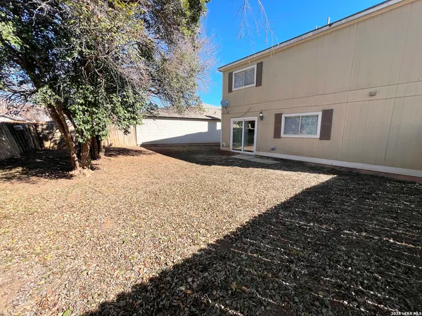 $1,395 | 6210 Aragon Village, San Antonio, TX 78250