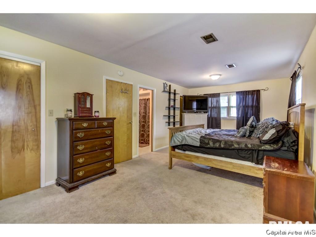 201 Kenyon Drive Springfield, IL 62704 - Photo 18 of 31 Gallery Image 18