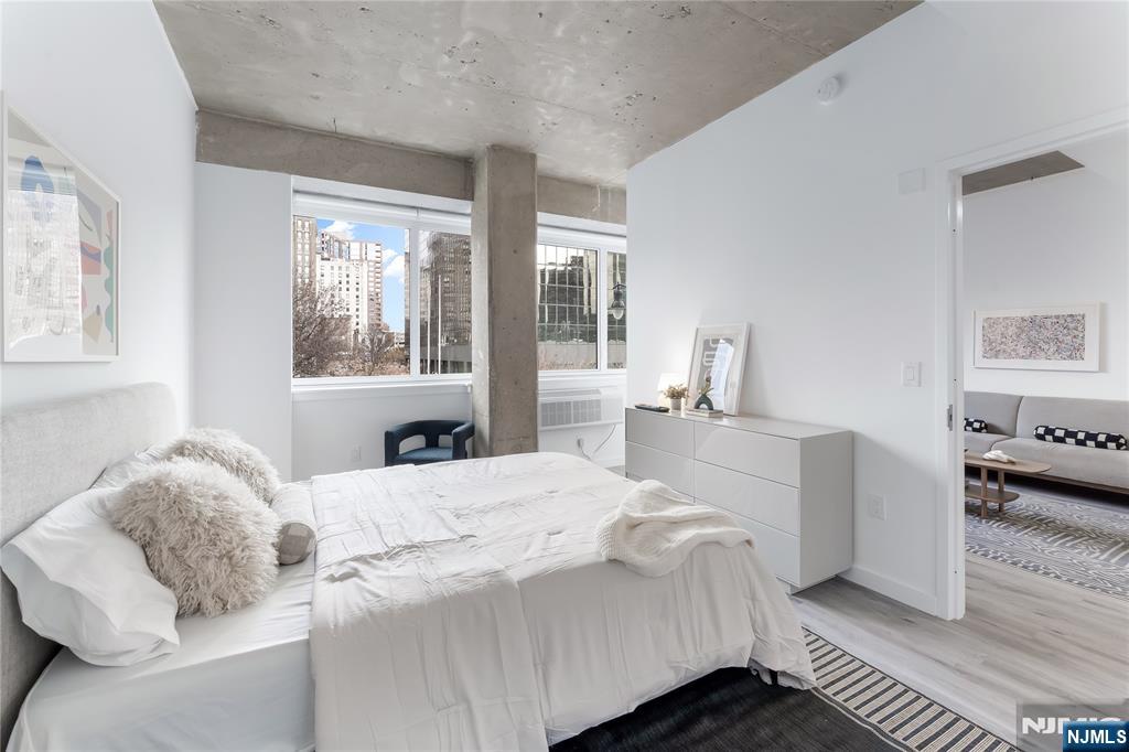 10 Commerce Court, Unit 2A Newark, NJ 07102 - Photo 11 of 14