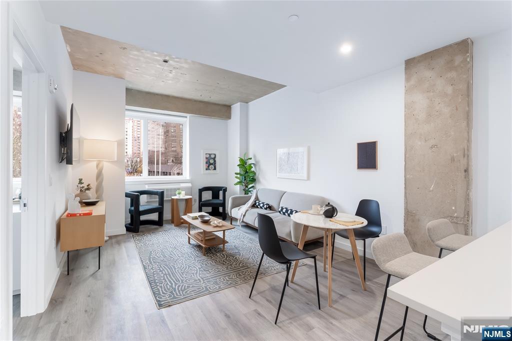 10 Commerce Court, Unit 2A Newark, NJ 07102 - Photo 4 of 14