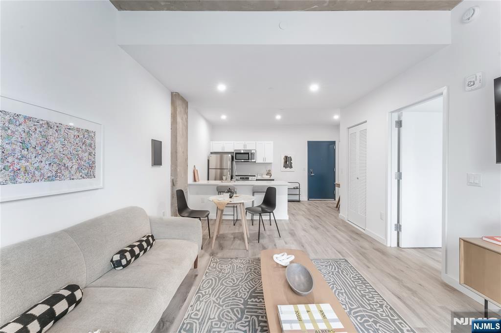 10 Commerce Court, Unit 2A Newark, NJ 07102 - Photo 8 of 14