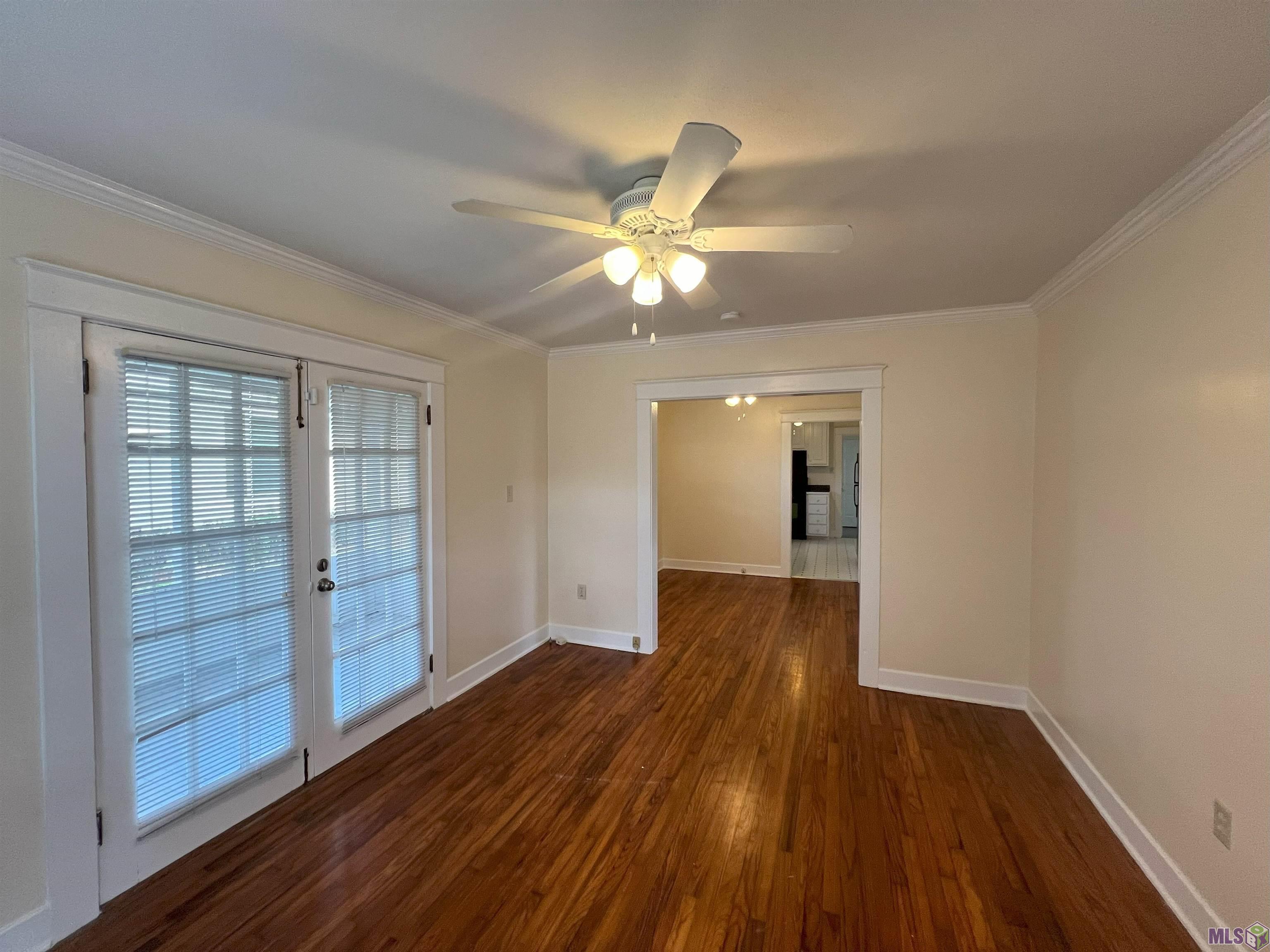 843 Ingleside Drive Baton Rouge, LA 70806 - Photo 2 of 16 Front entrance to livingroom