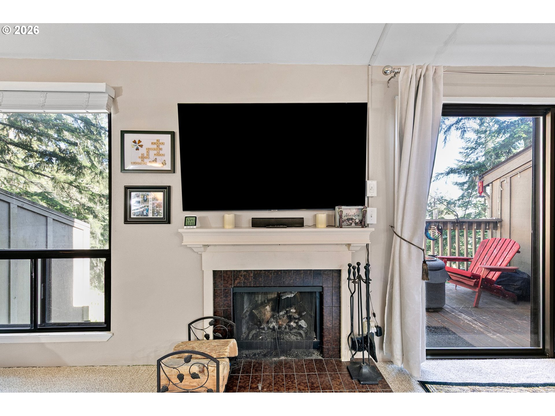 151 Treehill Loop Eugene, OR 97405 - Photo 10 of 45