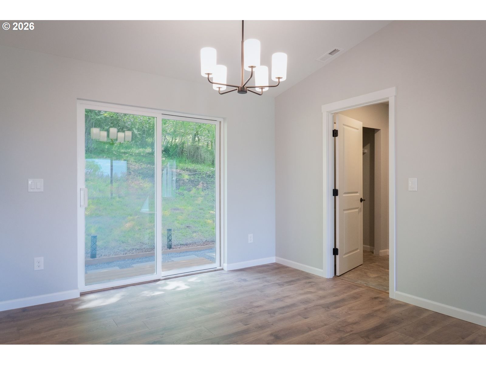 92402 Abbott Road Astoria, OR 97103 - Photo 7 of 32