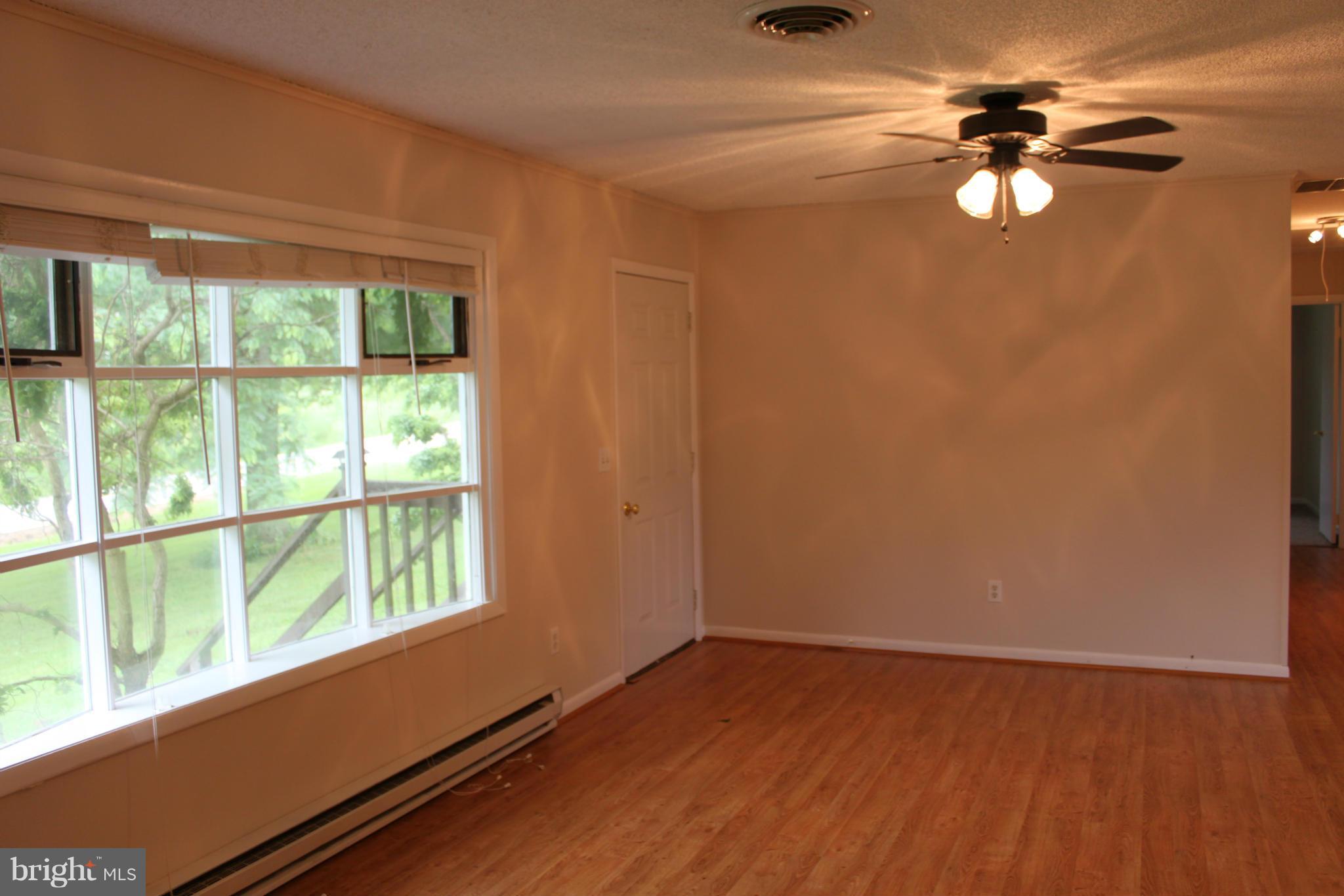 71 Elk Mills Road Elkton, MD 21921 - Photo 19 of 25 Living Room