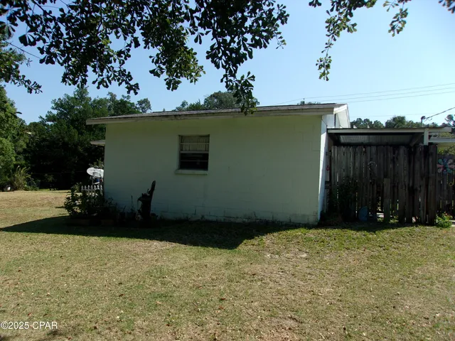 $250,000 | 703 South Weeks Street, Bonifay, FL 32425