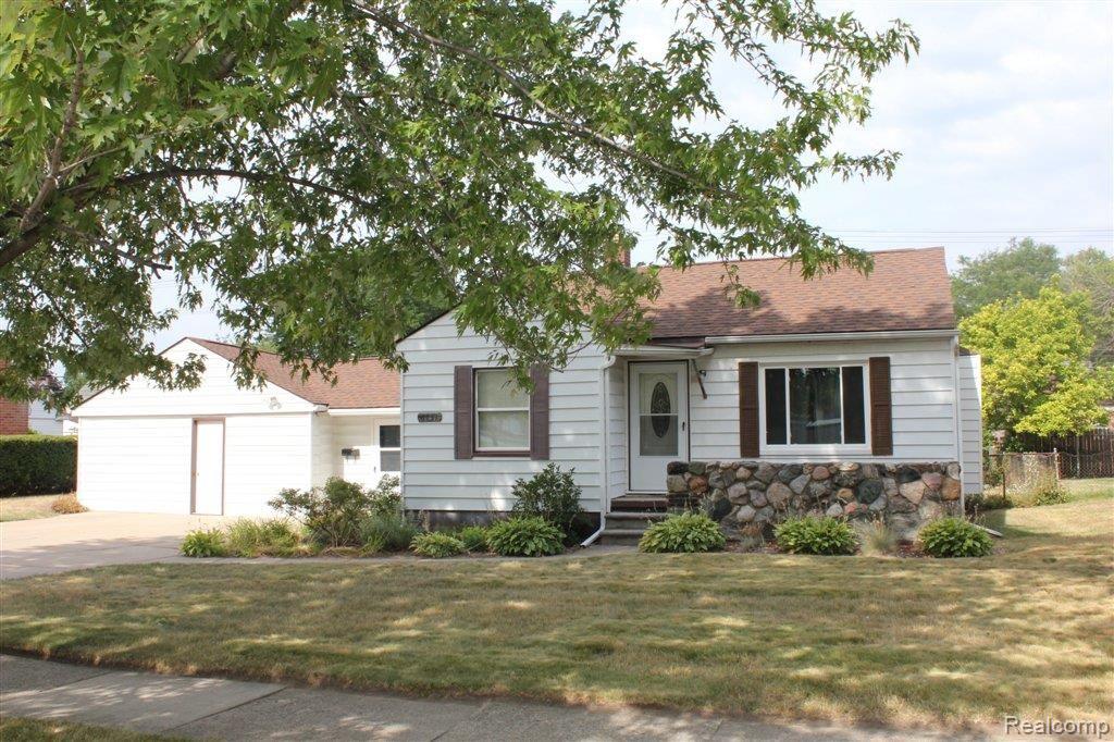 6151 Inkster Road Garden City, MI 48135 - Photo 1 of 7 IMG_4750.JPG