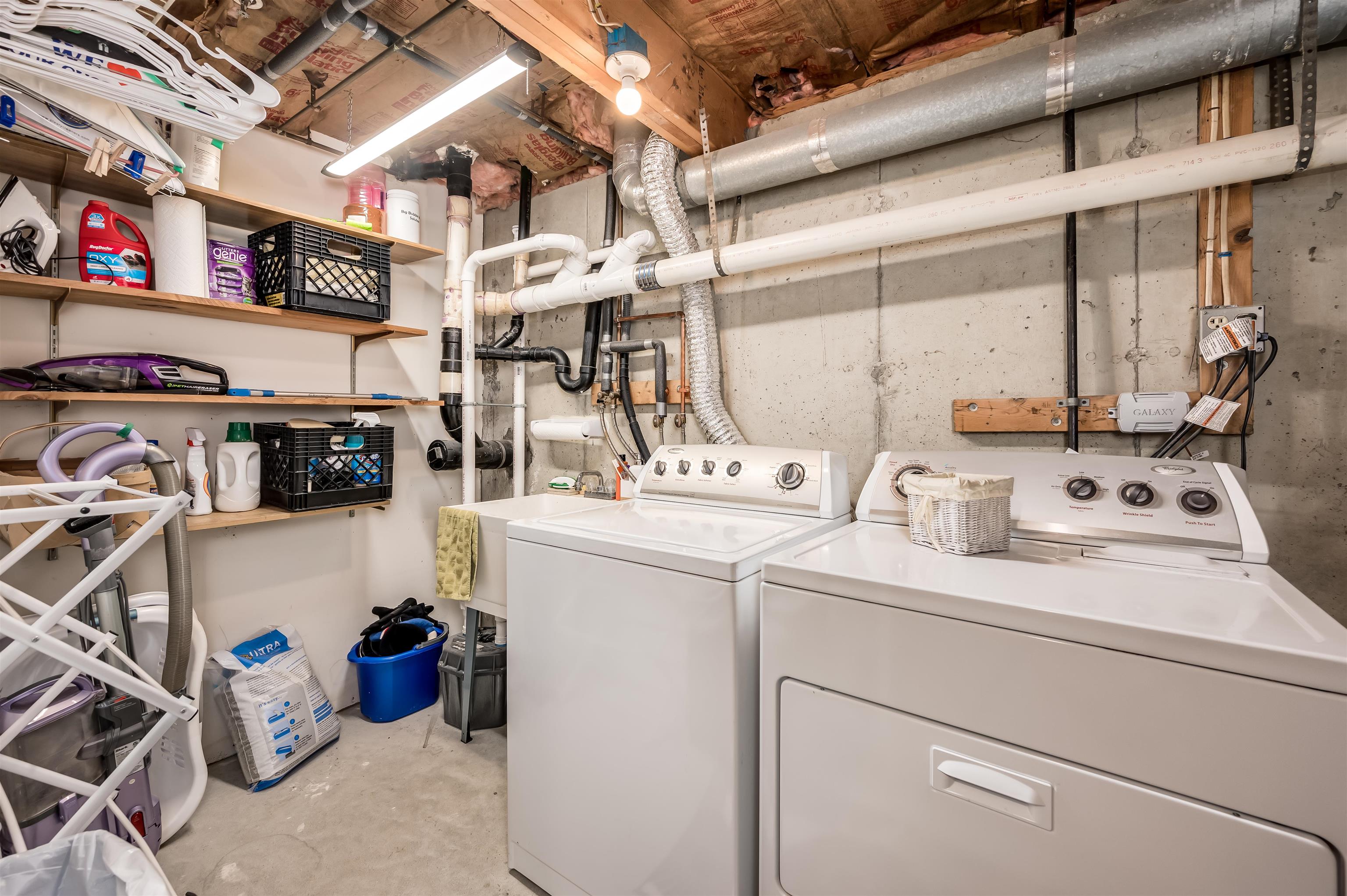 22 Surrey Run Dover, NH 03820 - Photo 20 of 30