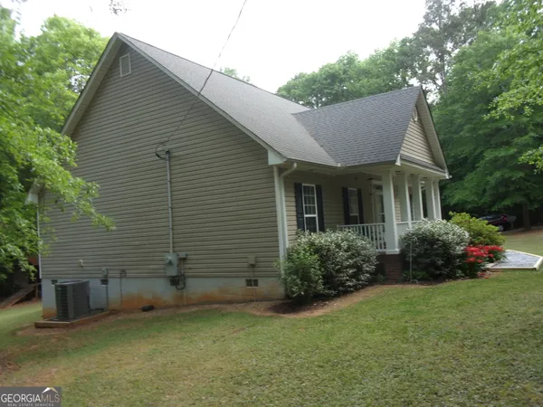 $430,000 | 830 Lord-Fleming Road, Danielsville, GA 30633