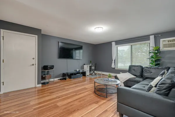 $174,000 | 370 Echo Lane, Unit 3, Aurora, IL 60504