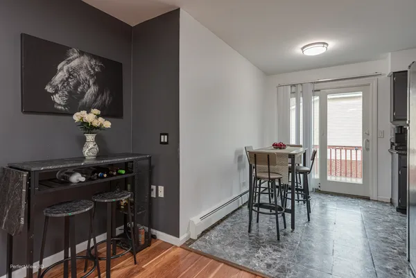 $174,000 | 370 Echo Lane, Unit 3, Aurora, IL 60504