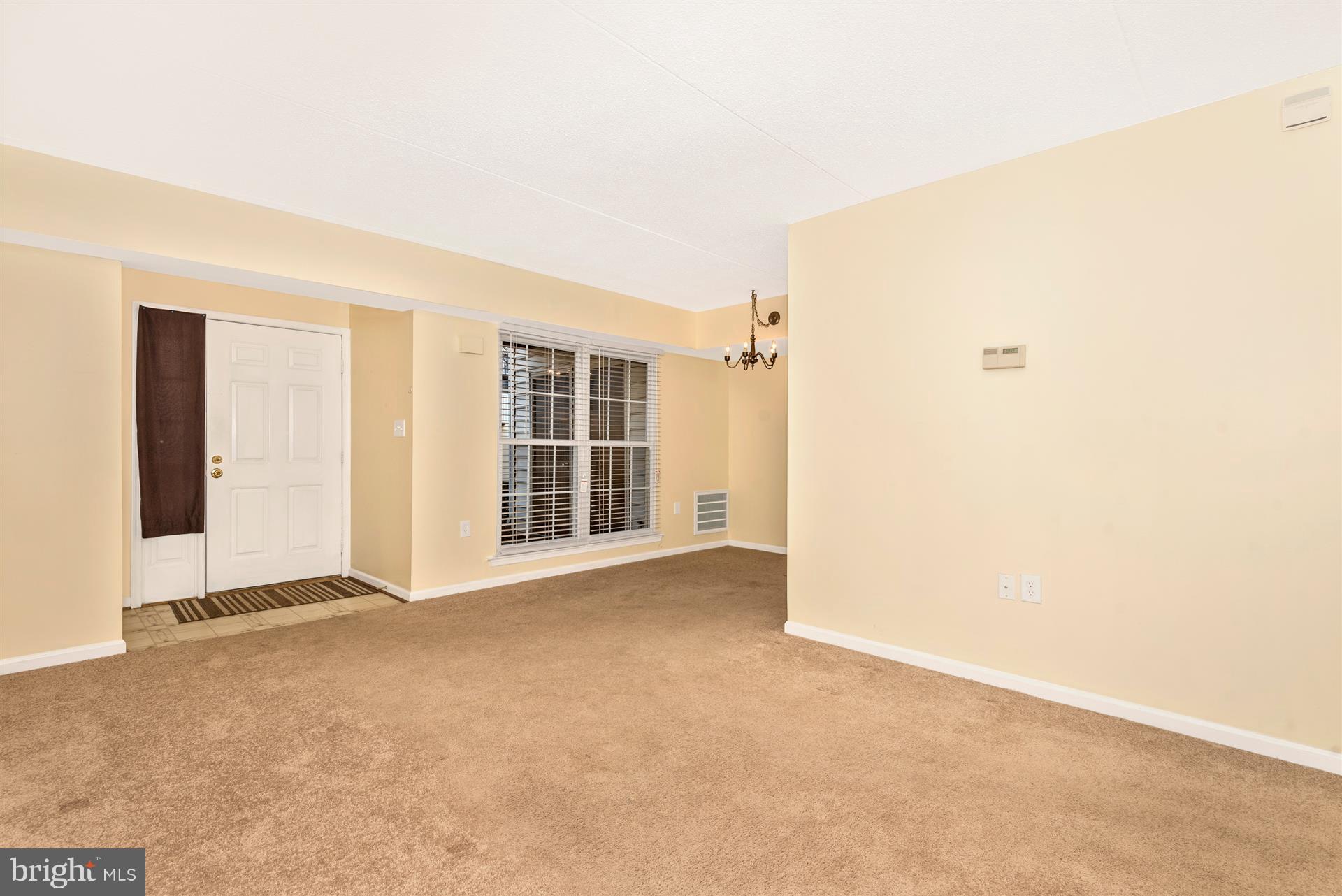 430 Terry Court, Unit A1 Frederick, MD 21701 - Photo 4 of 30 Living Room