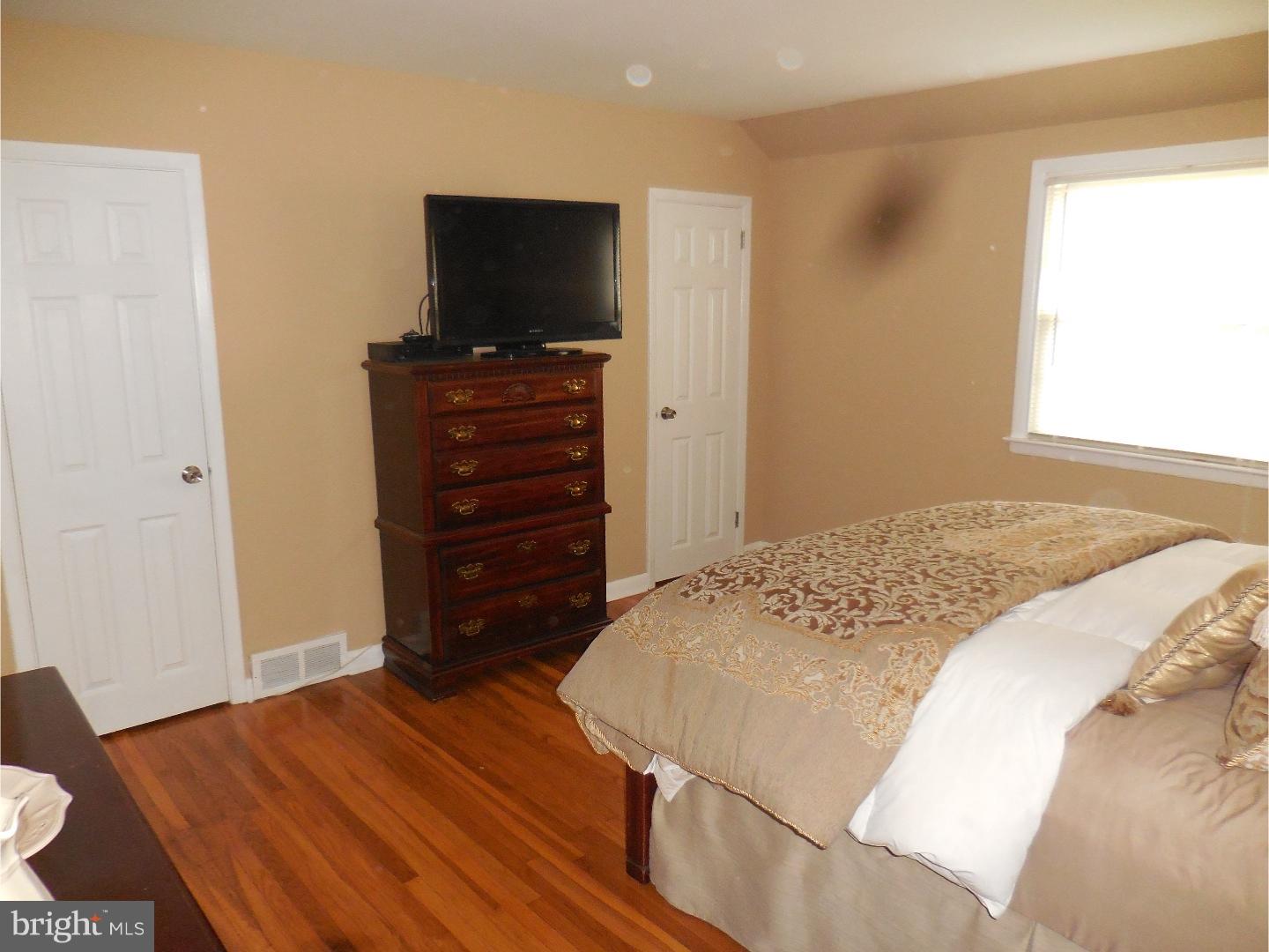 2972 Kanes Road Willow Grove, PA 19090 - Photo 16 of 25 Gallery Image 16
